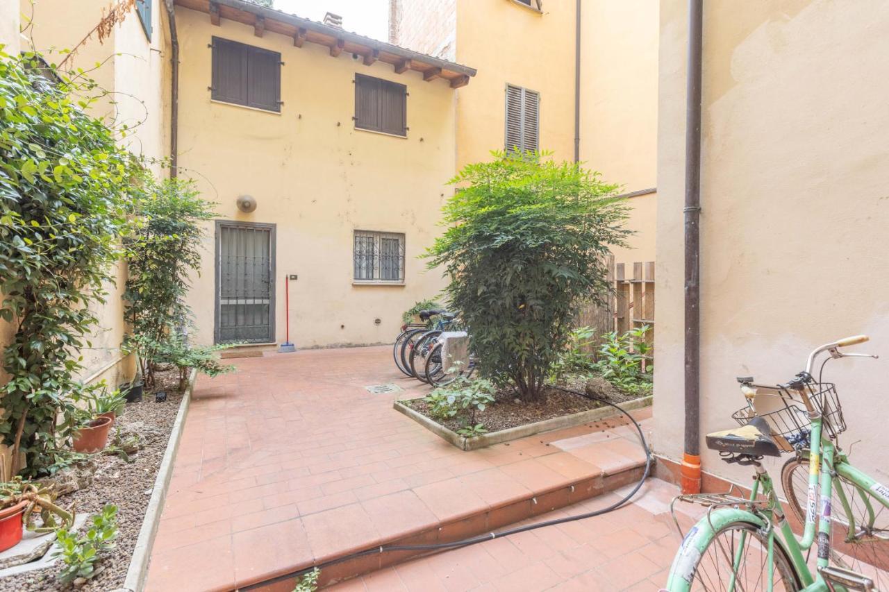 Ubaldini House, Bologna By Short Holidays Bolonha Exterior foto